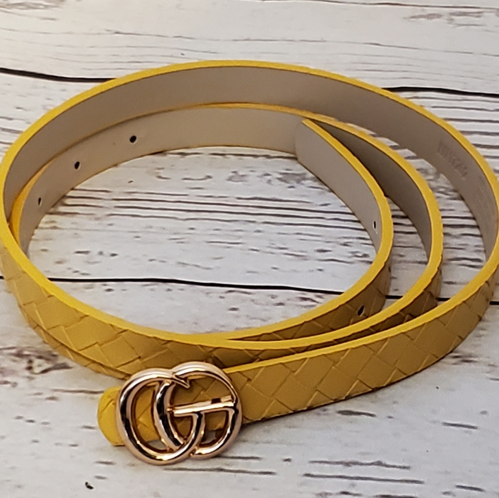 Kara and Kate women's faux leather belt yellow with goldtone buckle